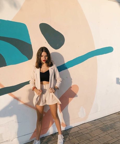 Yuval Hofesh naked star image