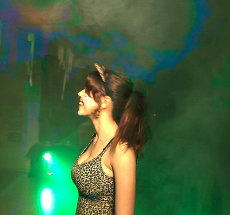 Yuval Hofesh sex actress photos