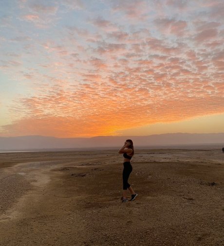 Yuval Hofesh top actress picture