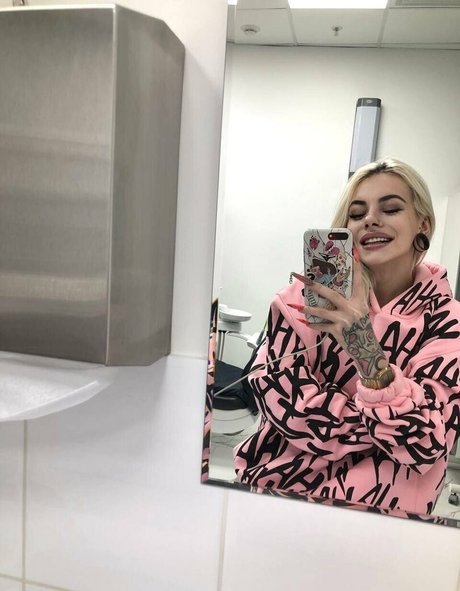 kendraa lane model nice pics