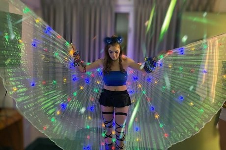 Chloe Moniz perfect star photos