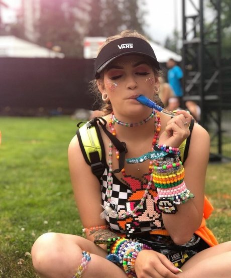 Chloe Moniz star nice photo