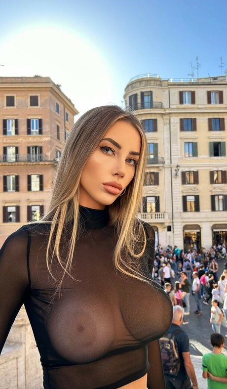 Eva Mentas top model images