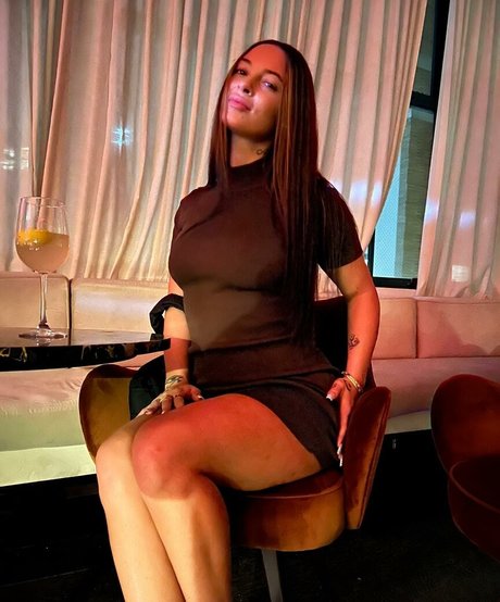 Sally Spice erotic star picture