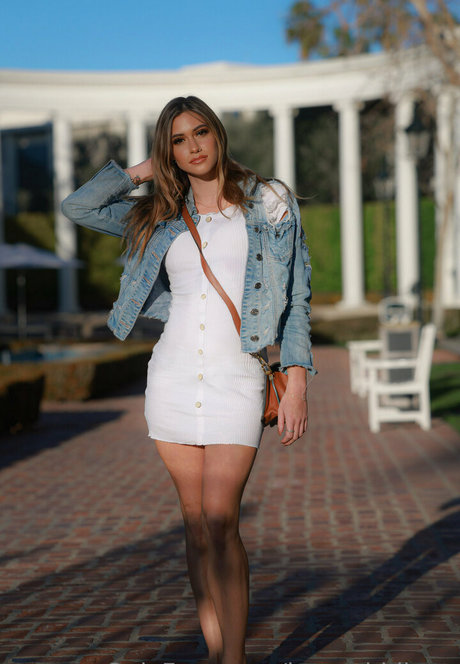 hannahhikess model beautiful gallery