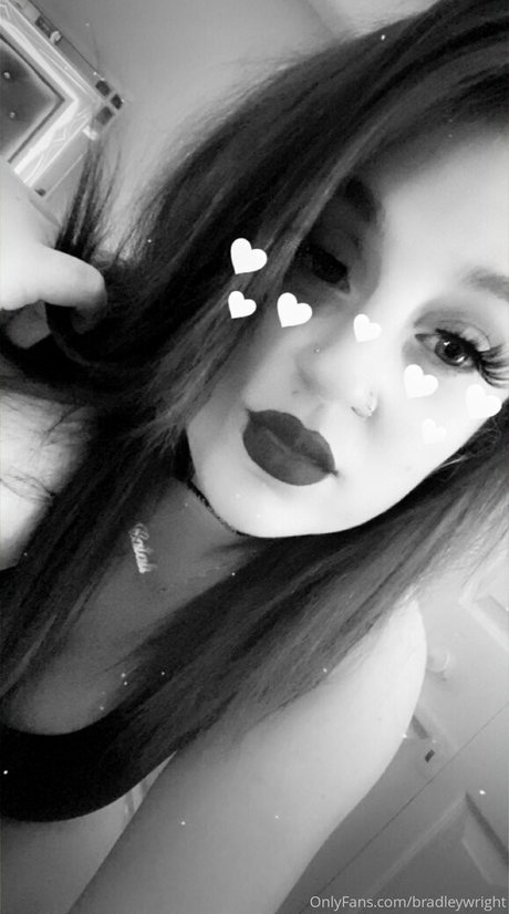 bradleywright model nice pics