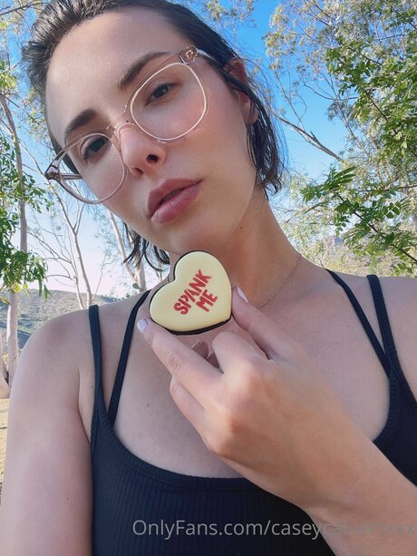 caseycalvertxxx model naked picture