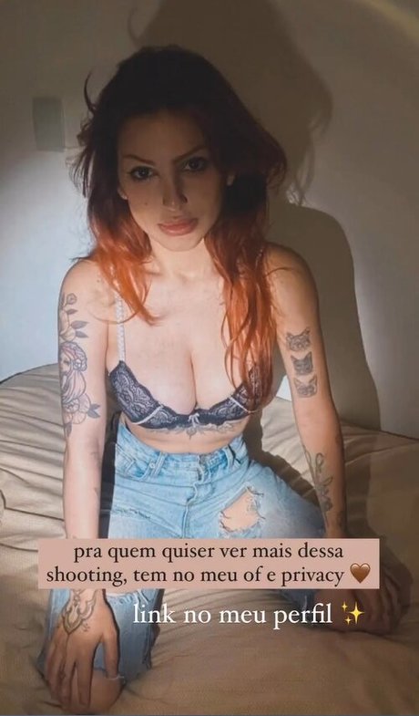 Lindsay Woods star perfect archive