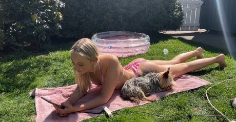 Justneaaa xxx pornstar photos