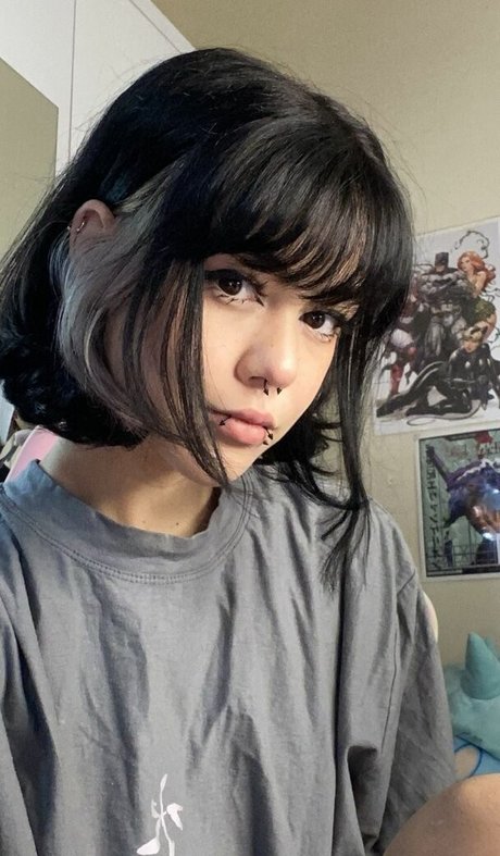 Say Cat Pe star exclusive photo