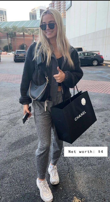 Livvy Dunne sex model pics