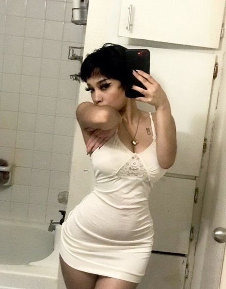 Uculdcme nudes pornstar img