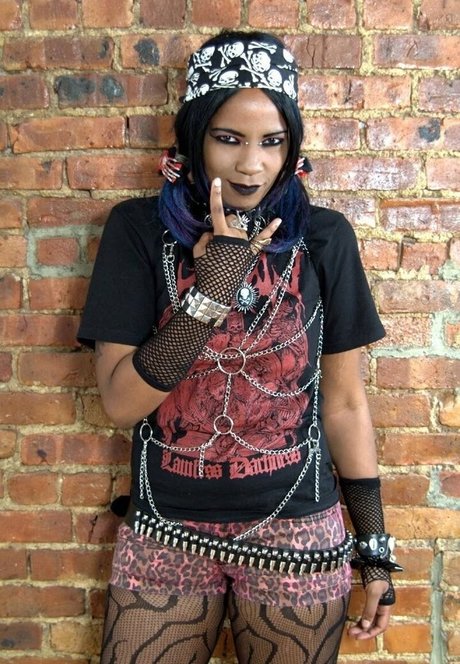 mynxalexandria art star picture