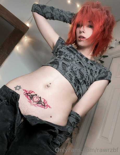 rawrzbf xxx model photo