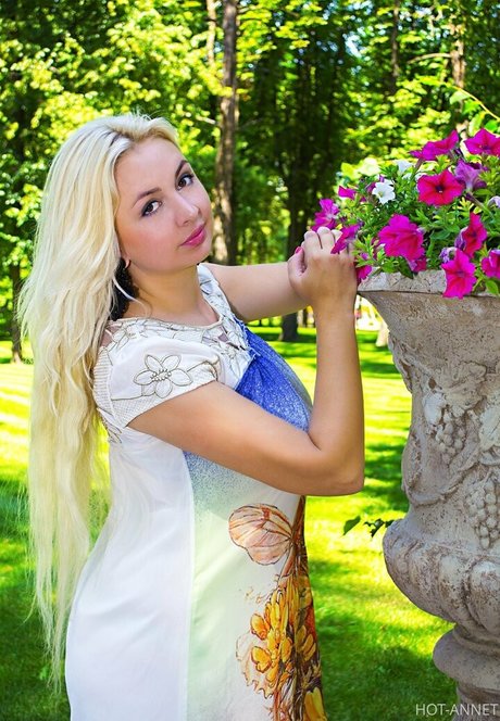 anna bellla pornographic star pic