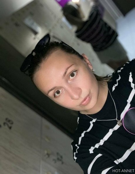 anna bellla free pornstar photo