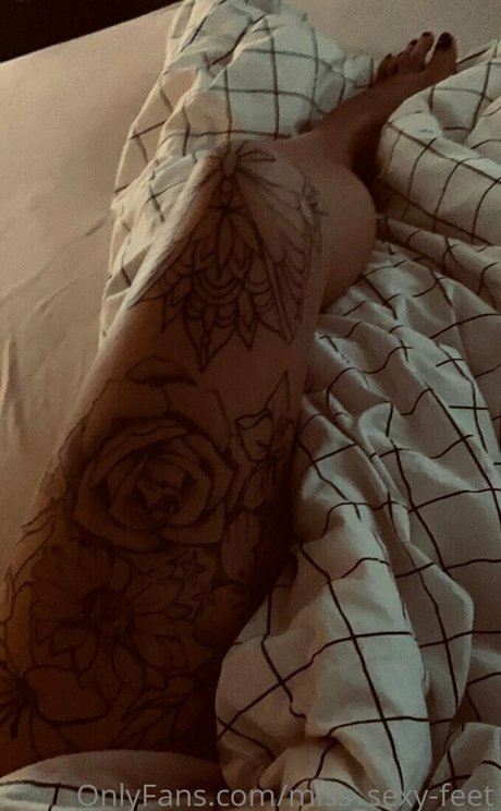 miss sexy feet model sexy photos