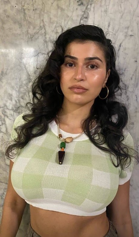 Itstaleen nudes actress pics