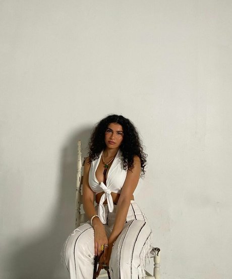 Itstaleen xxx actress pics