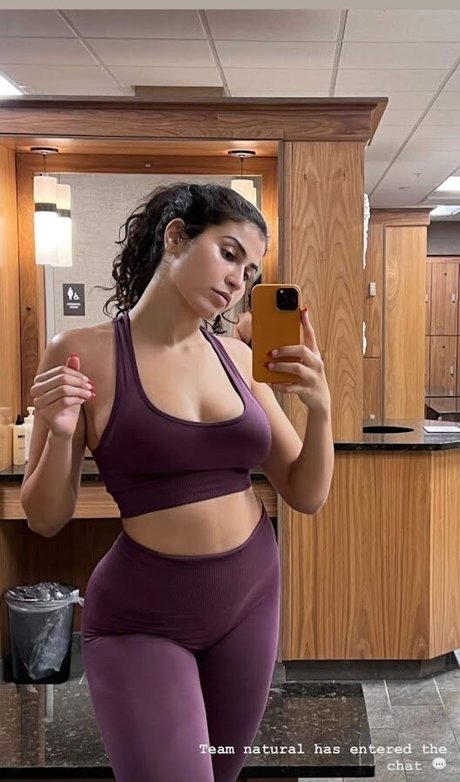 Itstaleen perfect actress photos