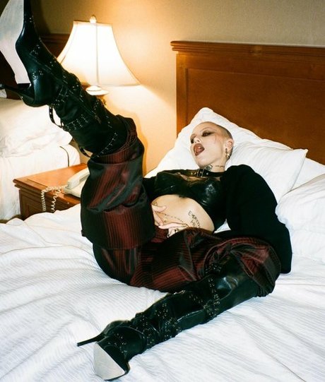 Siiickbrain pornstar hot image