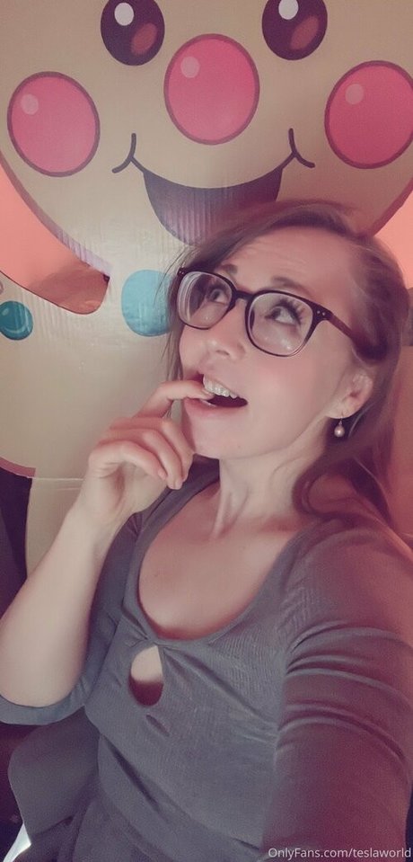 teslaworld sex pornstar photo