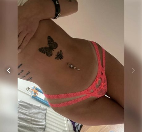 Geminihustlerisback star exclusive pic