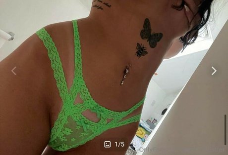 Geminihustlerisback porn actress pics