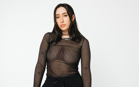 Elohim star hot photos