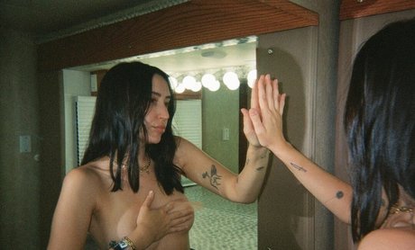 Elohim pretty pornstar pictures