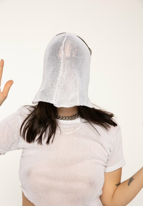 Elohim hd pornstar image