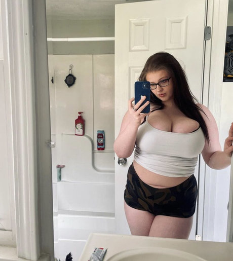 Kelbaby star naked image