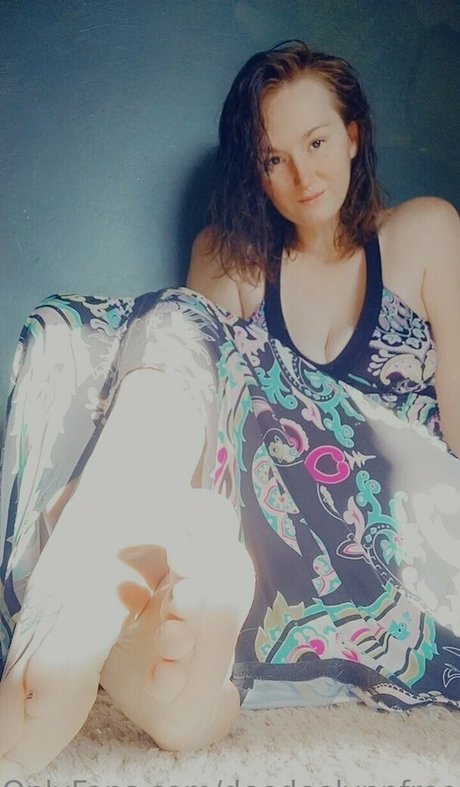 deedeelynnfree free actress photos