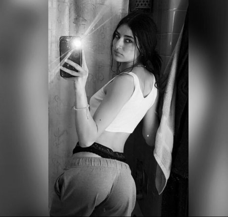 twxoxo42 high quality model picture