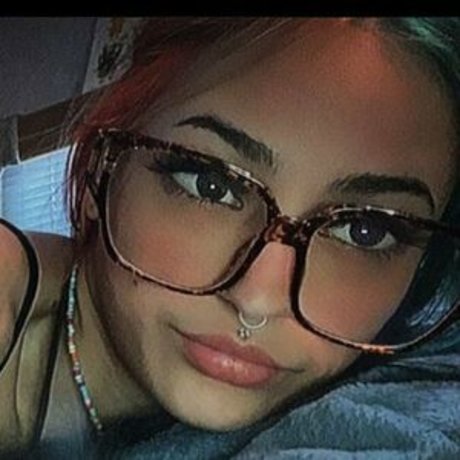 twxoxo42 porn actress pics