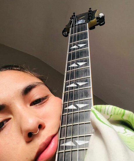 Indigo De Souza high quality model archive