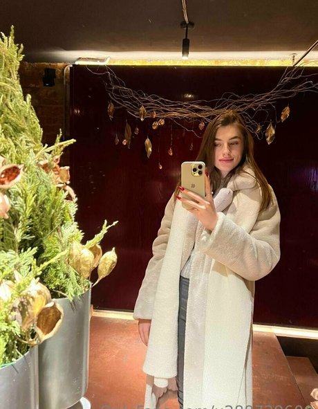 judy mi nudes model photo