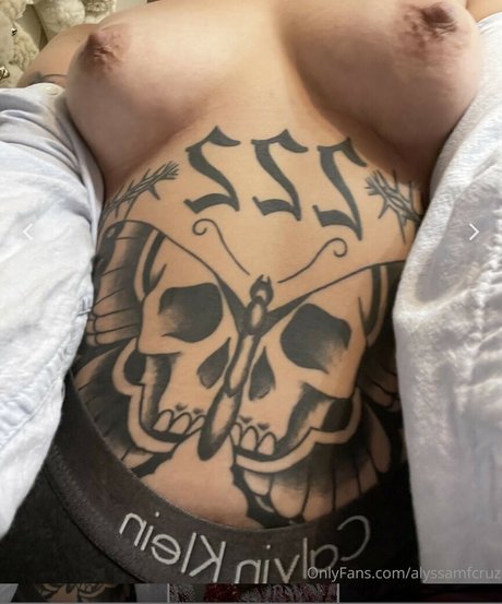 Alyssa Cruz hot model galleries