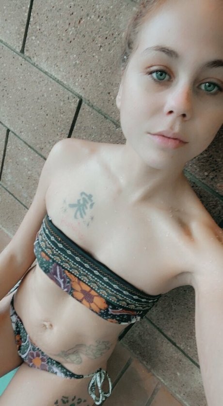 mamab27 pretty model picture