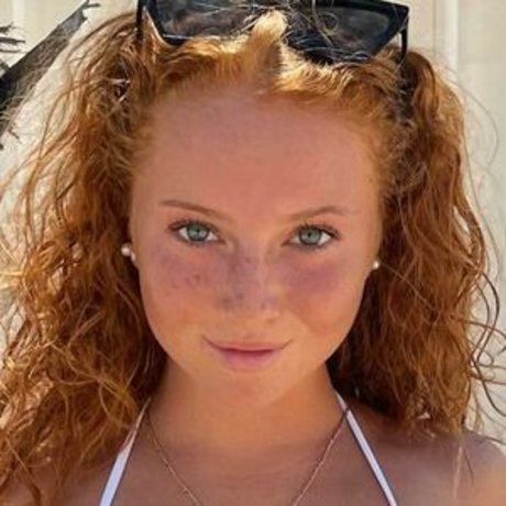 Ilonaaln pornstar perfect pic