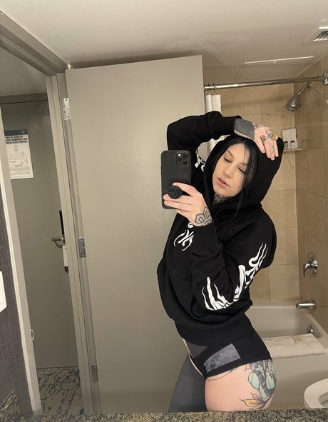 droptopsavage art star pics