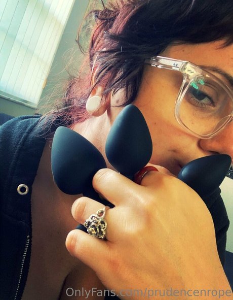 prudencenrope best model pic