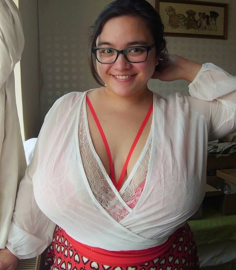 janineaam top model photo