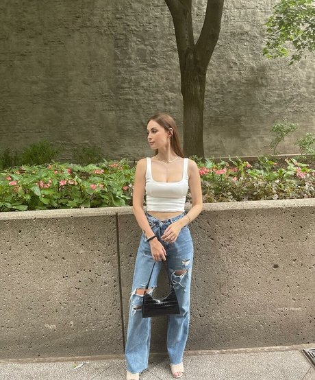 Logan Fabbro pretty pornstar picture