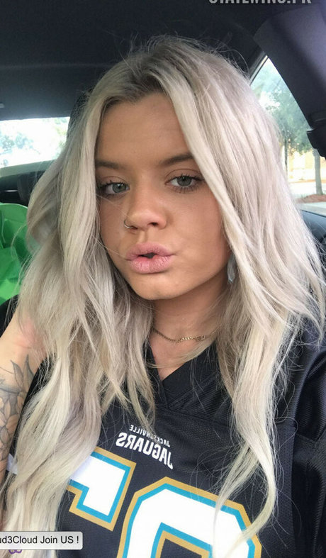 Haley Schomaker sexy star archive