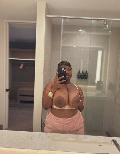 lizziesoexotic erotic pornstar images