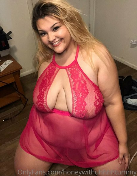 honeywithuhtummy pornstar beautiful img