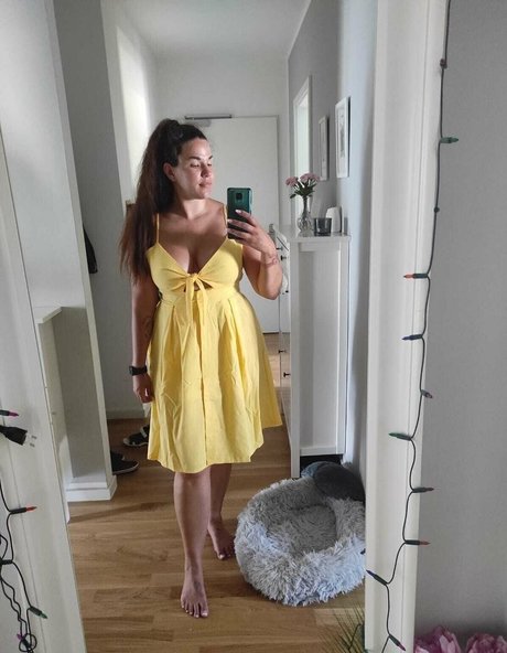 rosalie2311 model nudes galleries