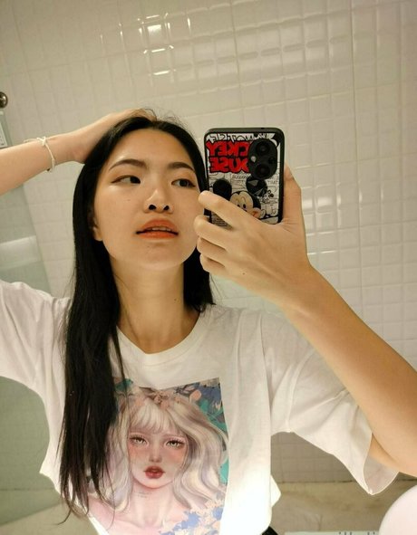 vanillalingx naked actress image