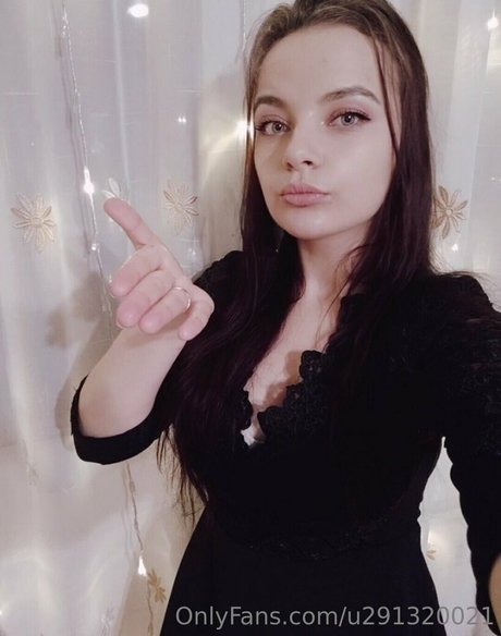 merry berry star exclusive pic